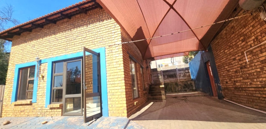 3 Bedroom Property for Sale in Ifafi North West